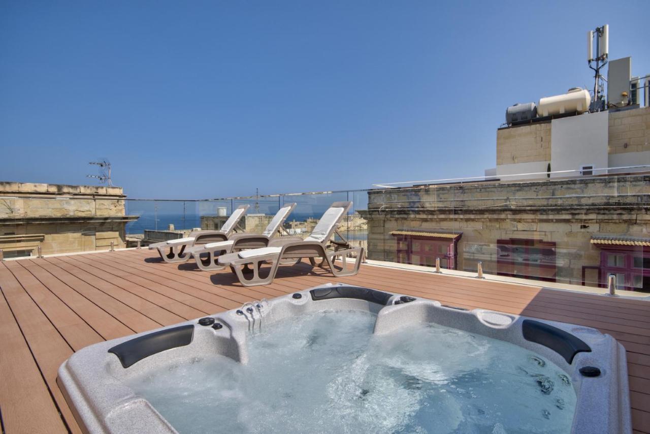 Valletta Luxe 3-Bedroom Duplex Penthouse With Sea View Terrace And Jacuzzi Dış mekan fotoğraf
