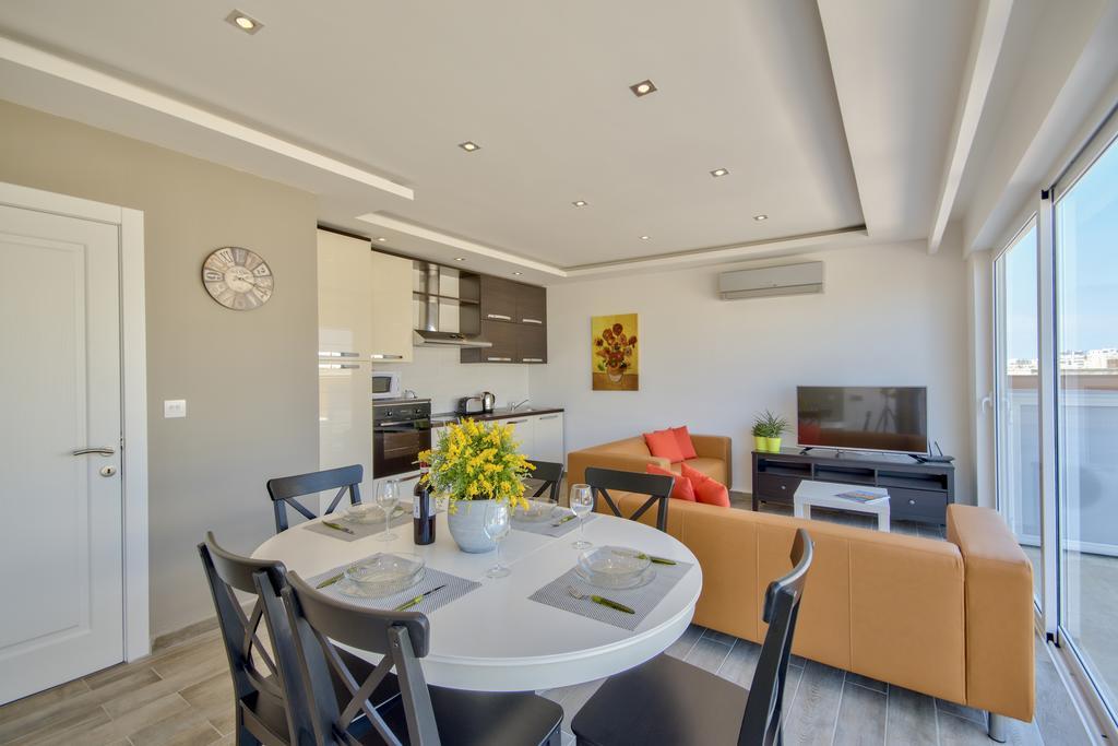 Valletta Luxe 3-Bedroom Duplex Penthouse With Sea View Terrace And Jacuzzi Dış mekan fotoğraf
