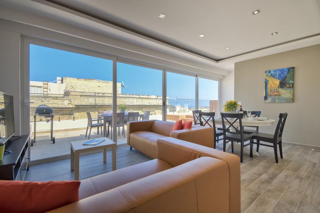 Valletta Luxe 3-Bedroom Duplex Penthouse With Sea View Terrace And Jacuzzi Dış mekan fotoğraf