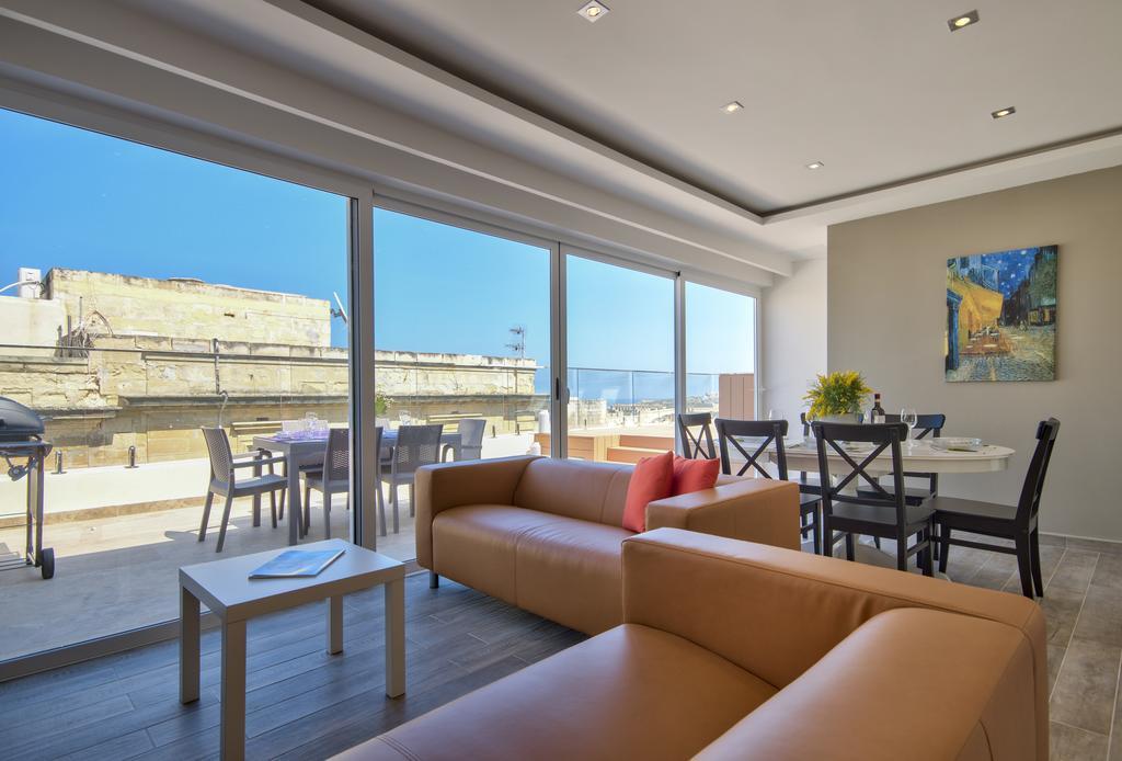 Valletta Luxe 3-Bedroom Duplex Penthouse With Sea View Terrace And Jacuzzi Dış mekan fotoğraf